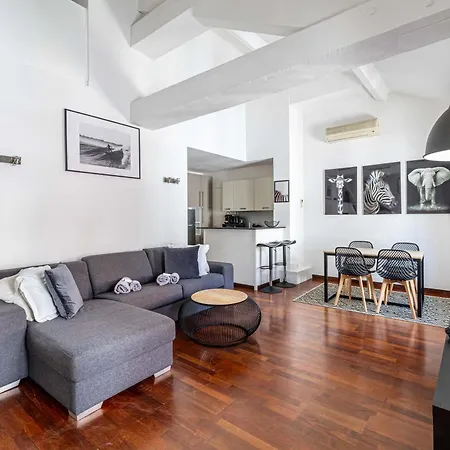 Beautiful - Hyper 1br-4p Apartment